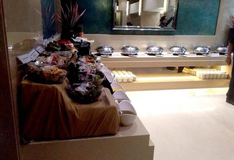 Отель The Sahil