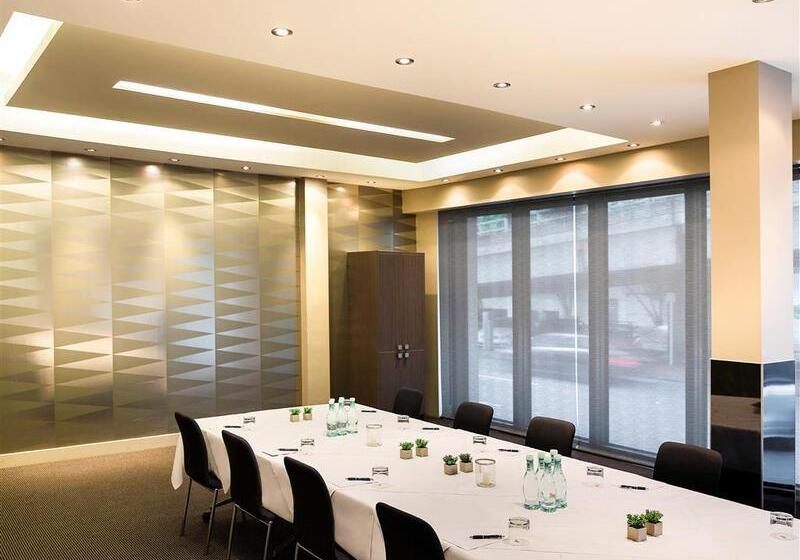 Отель The Sebel Auckland Viaduct Harbour