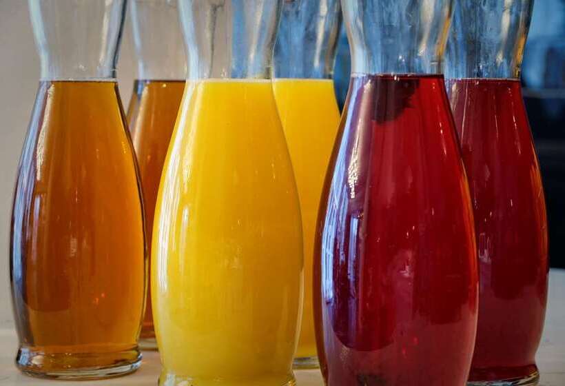 هتل The Westminster London, Curio Collection By Hilton