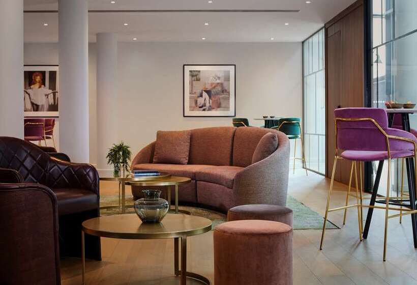 هتل The Westminster London, Curio Collection By Hilton
