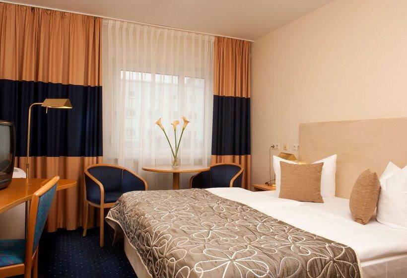 Hotel Tryp By Wyndham Bremen Airport