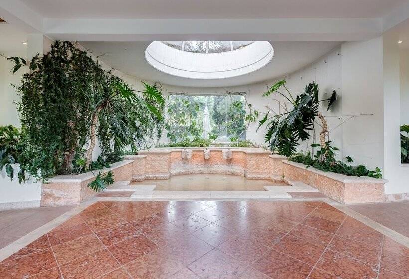 Villa Maria Hotel & Spa