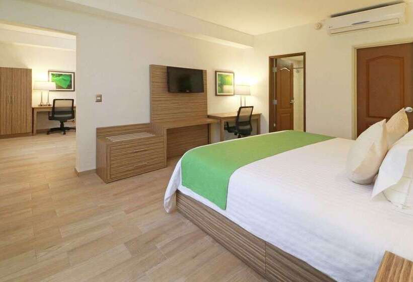 בית מלון כפרי Wyndham Garden Monterrey Valle Real