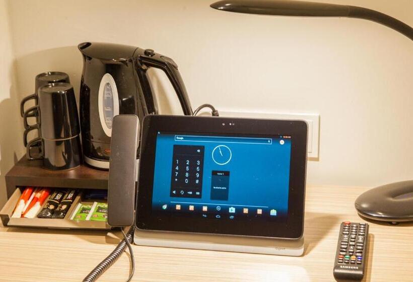 هتل Library Amsterdam