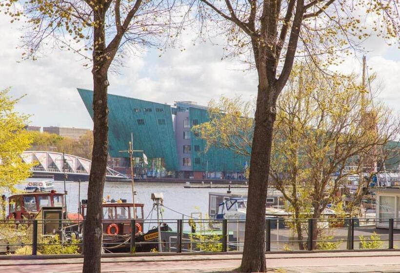 هتل Library Amsterdam