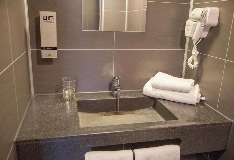 هتل Library Amsterdam