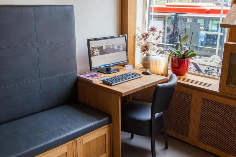 هتل Library Amsterdam