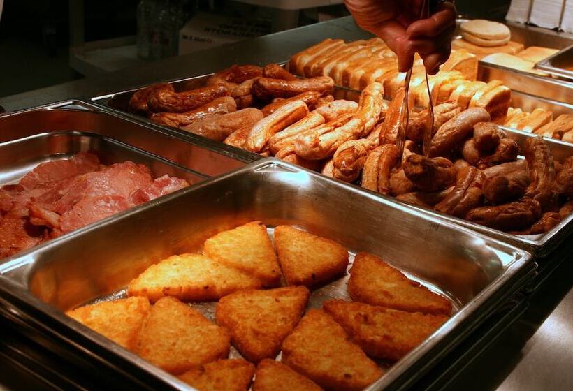 Induruwa Beach Resort