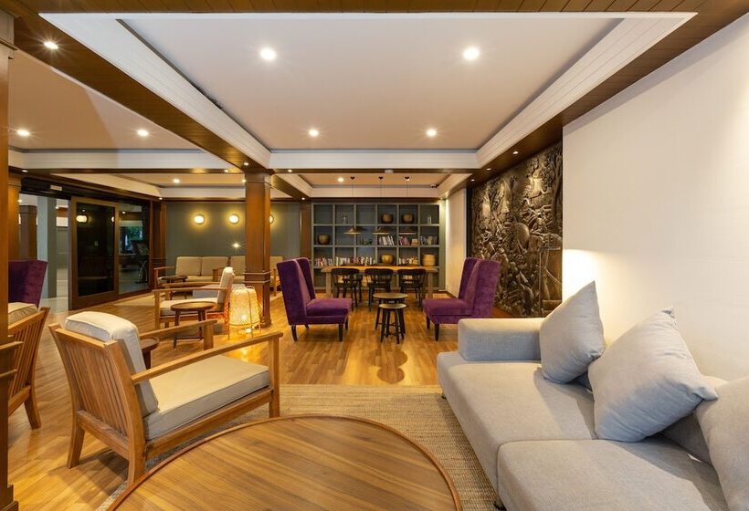 استراحتگاه Sunprime Kamala Beach