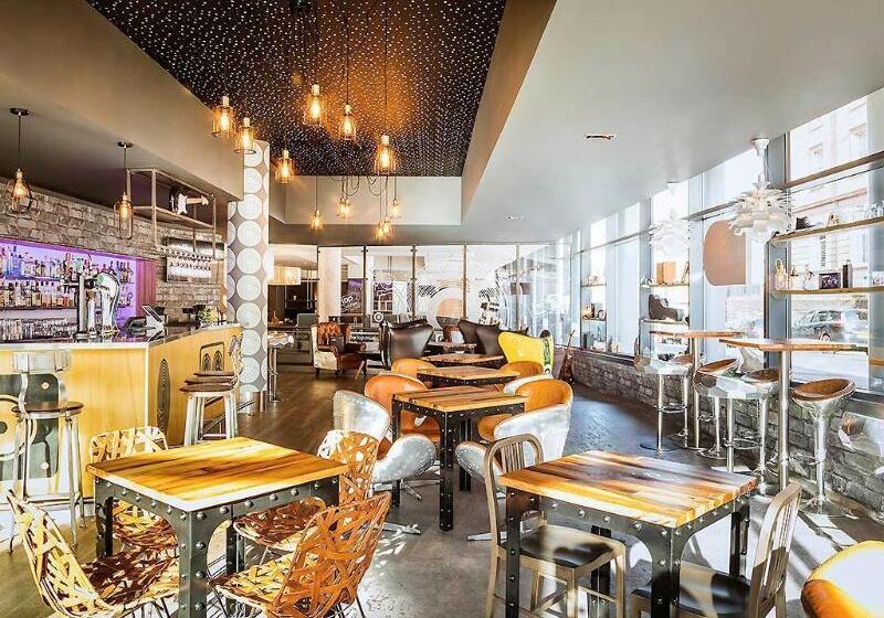 Novotel Edinburgh Centre