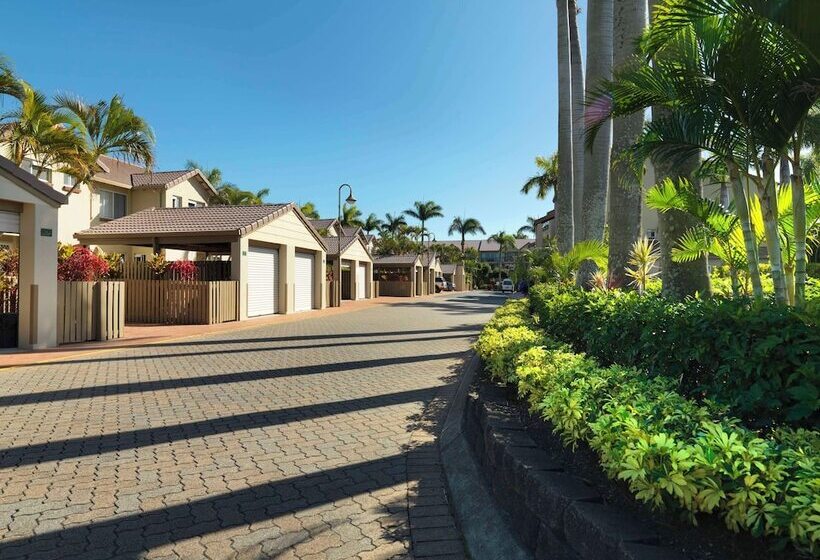 Oaks Sunshine Coast Oasis Resort