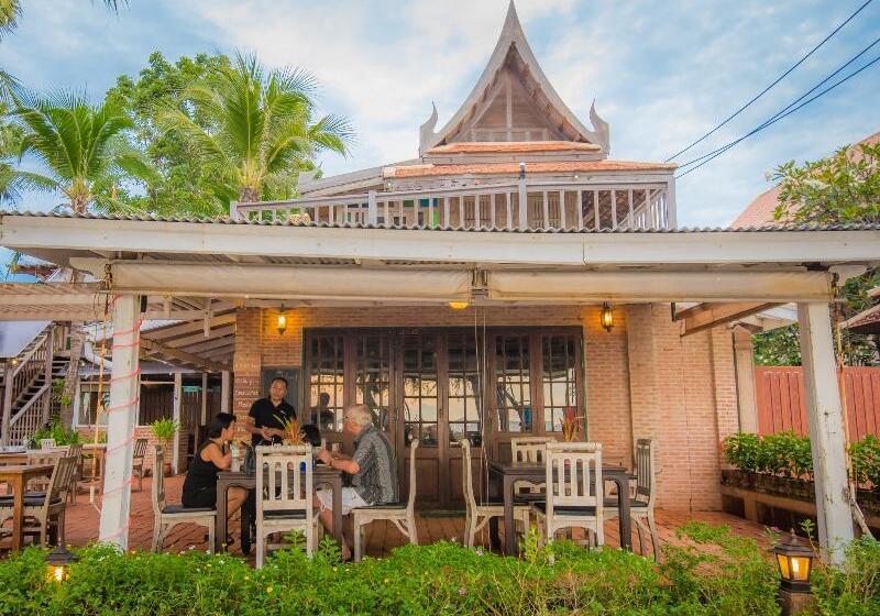 Rabbit Resort Pattaya