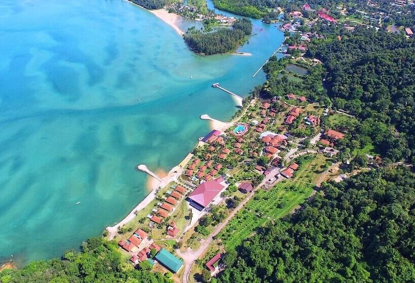 אתר נופש The Aiyapura Koh Chang