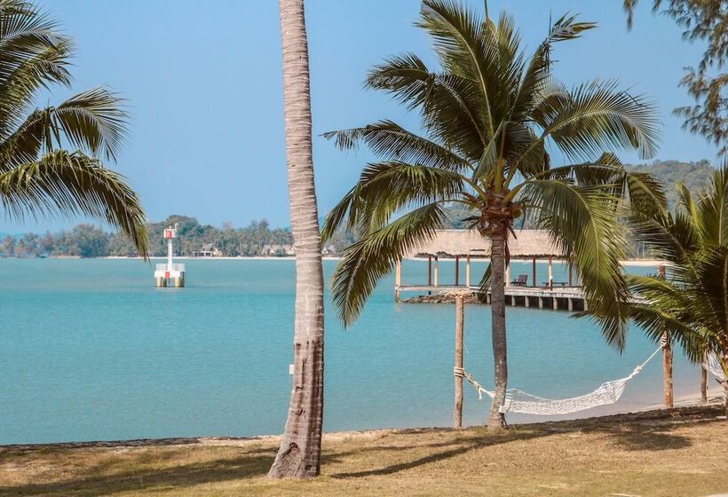 אתר נופש The Aiyapura Koh Chang