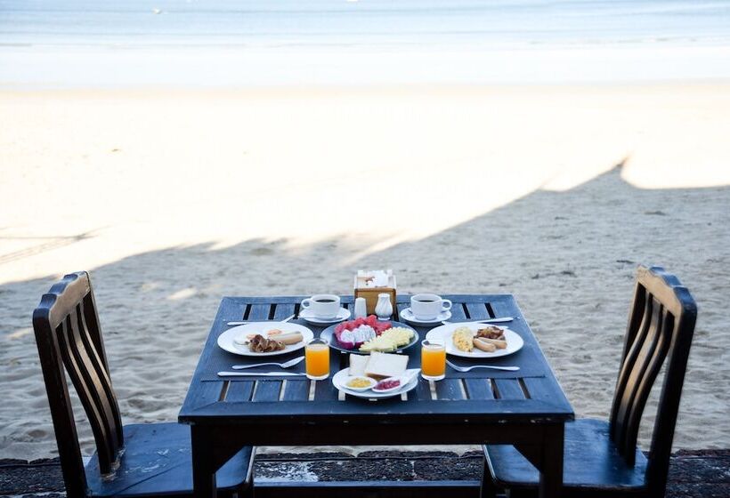 Royal Lanta Resort & Spa