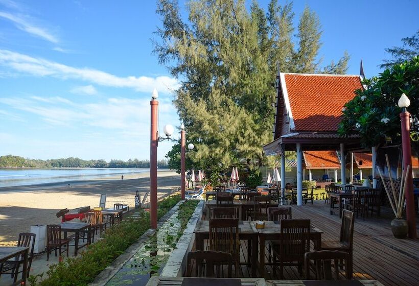 Royal Lanta Resort & Spa