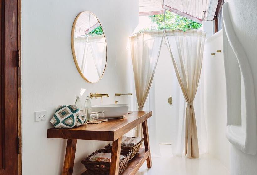 Zazen Boutique Resort & Spa Sha Plus