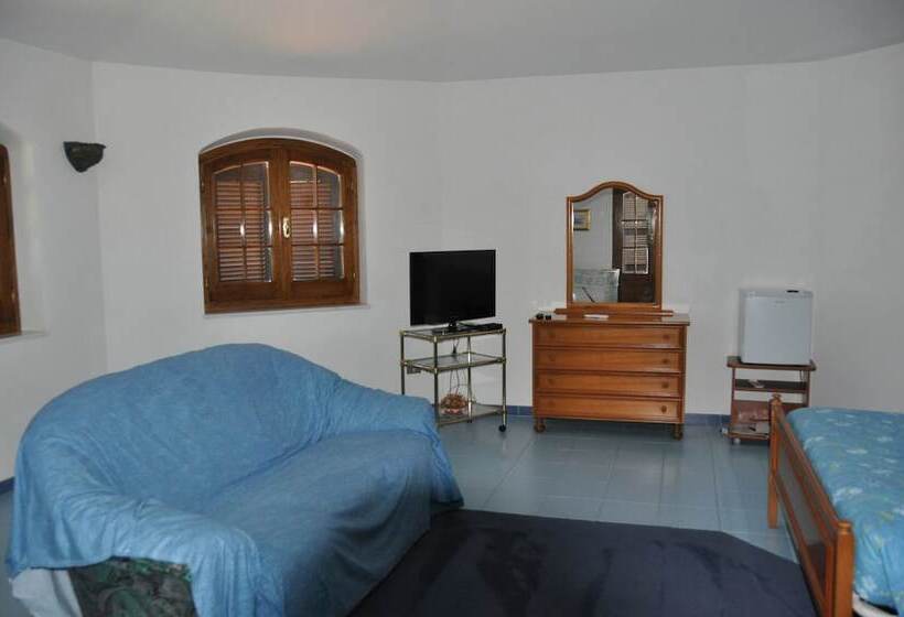 B&b Le Poggere   Piscina E Panorama