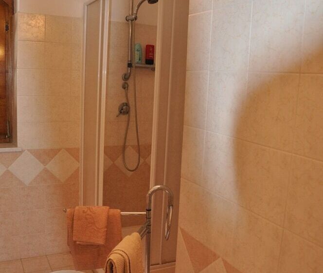 B&b Le Poggere   Piscina E Panorama