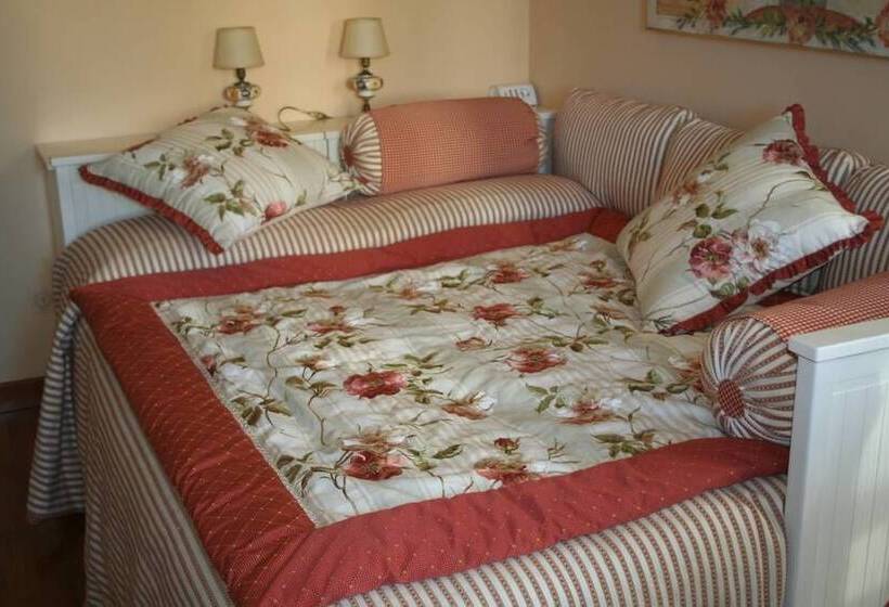 تختخواب و صبحانه Antica Maison