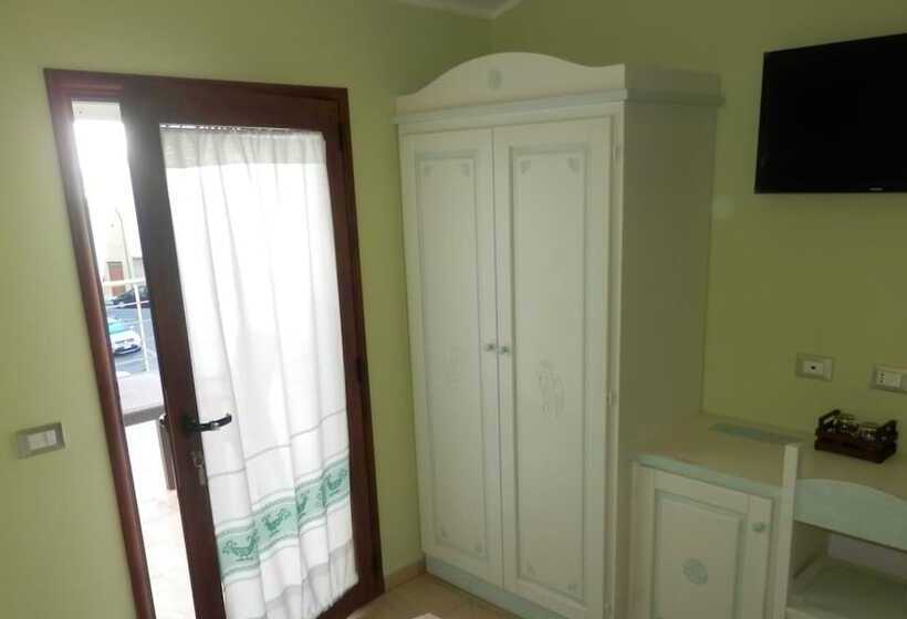 مبيت وإفطار Sardinia For You