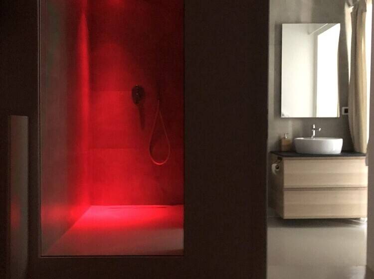 Bed and Breakfast Suite Dreams