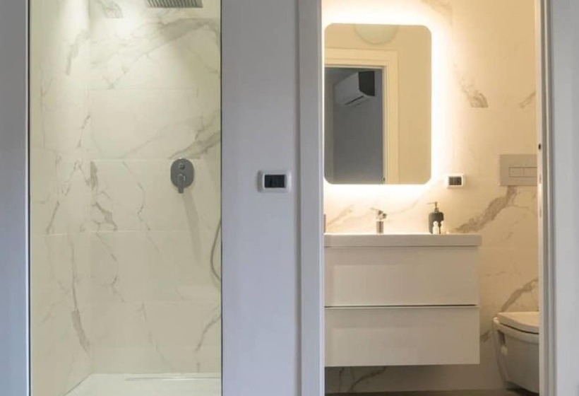 Bed and Breakfast Suite Dreams