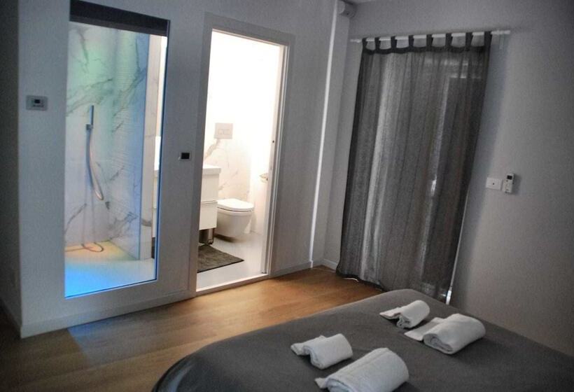 Bed and Breakfast Suite Dreams