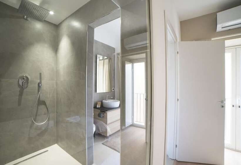 Bed and Breakfast Suite Dreams