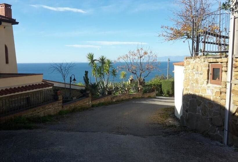 住宿加早餐  Villa Malandrino Guest House