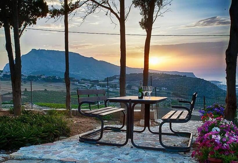 مبيت وإفطار Villa Panoramica Sul Mare