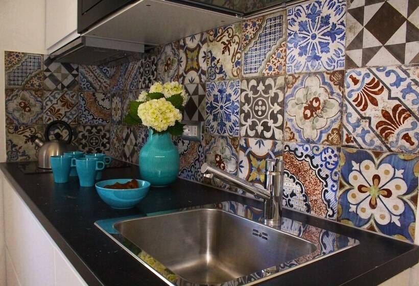 ベッドアンドブレックファースト Villa Raf