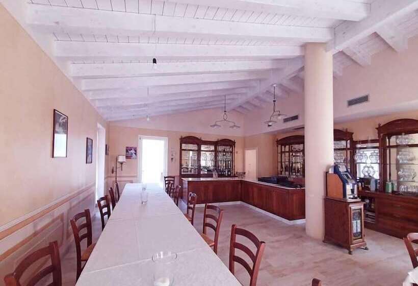 בית מלון כפרי Borgo Alla Sorgente