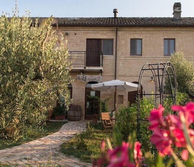 田舎風ホテル Agriturismo Bassarì