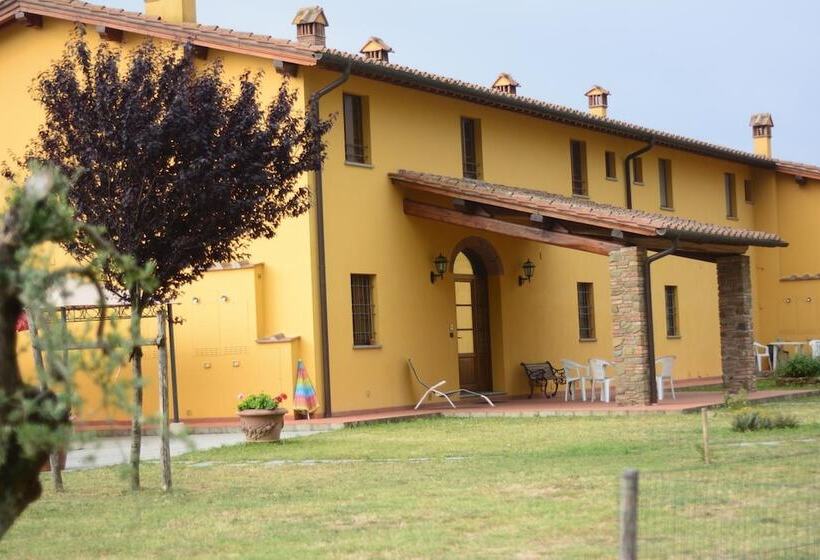 فندق ريفى Agriturismo Podere Casalone