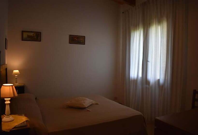 Сельский отель Barnìa   Agriturismo