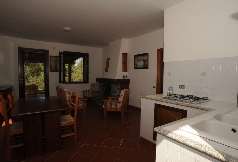 Сельский отель Barnìa   Agriturismo