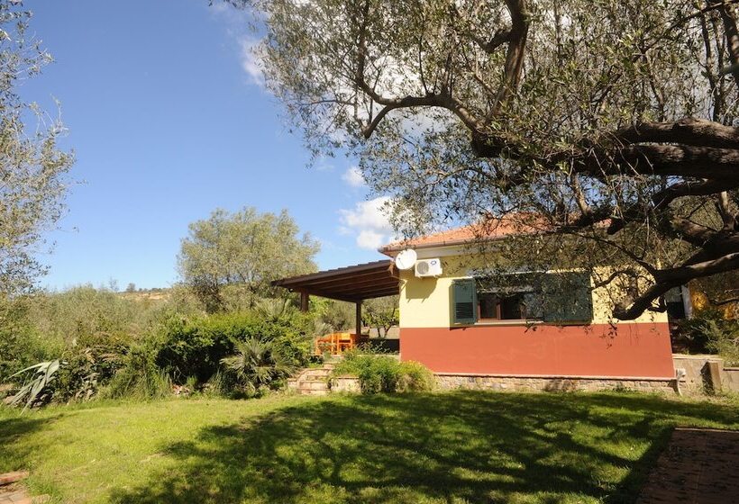 فندق ريفى Barnìa   Agriturismo