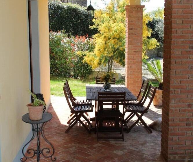 هتل روستایی Borgo Santa Lucia