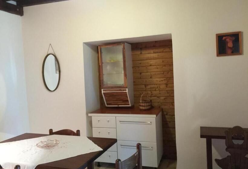 هتل روستایی Poggio Baroni Agriturismo