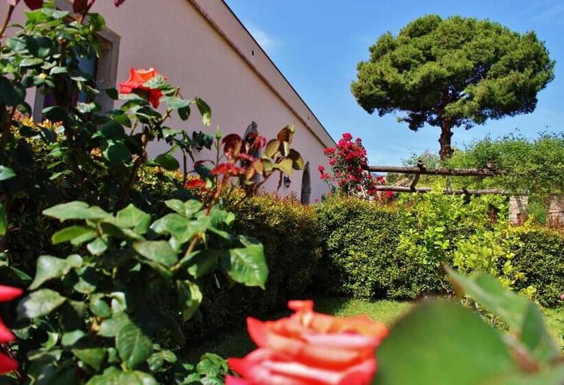 Сельский отель Tenuta Edone  Country House