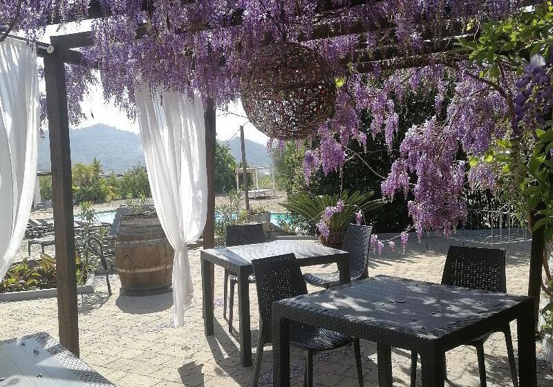 Сельский отель Tenuta Edone  Country House