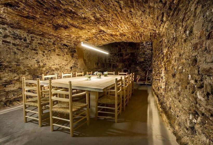 فندق Secrets Priorat