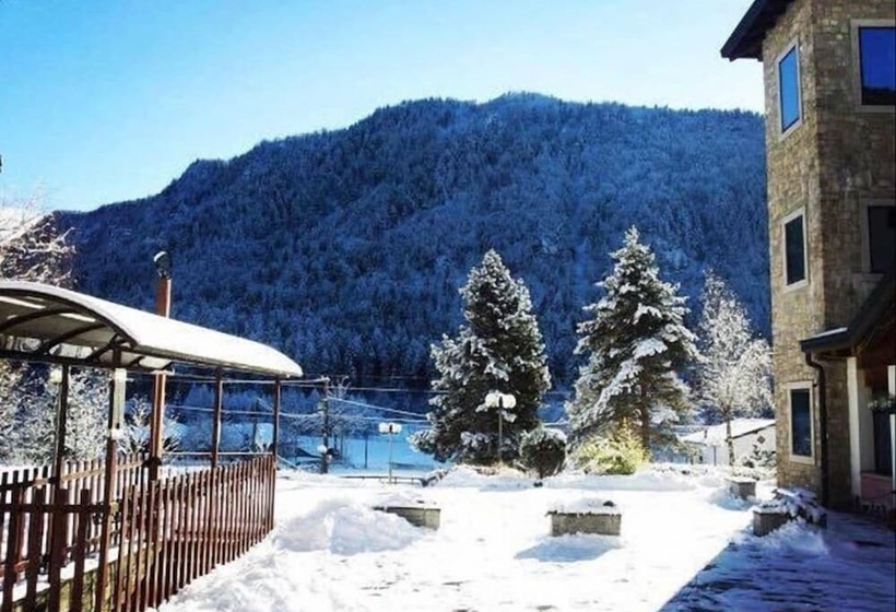 فندق Sorgente Borno