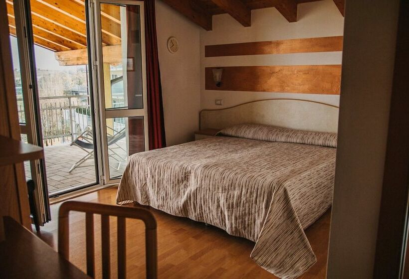 בית מלון כפרי B&b Rooms Vittoria