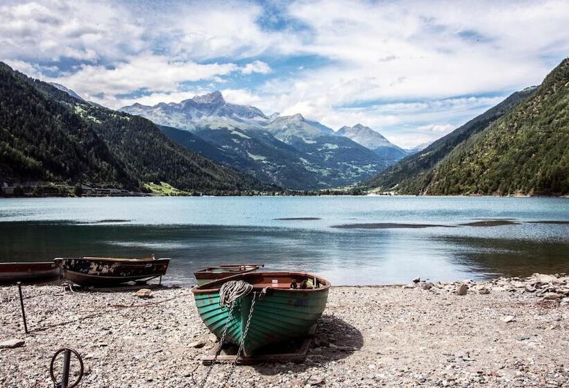 پانسیون Bed & Rooms , Apartments Corte Rossa