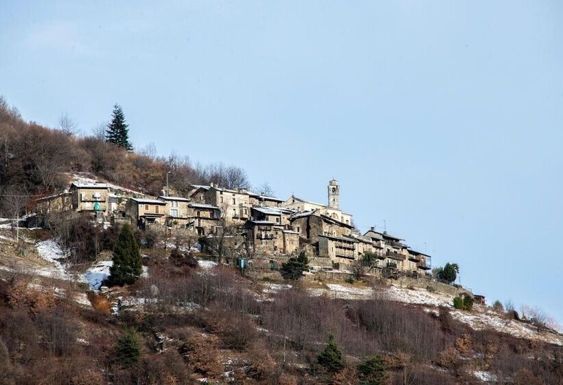 پانسیون Bed & Rooms , Apartments Corte Rossa