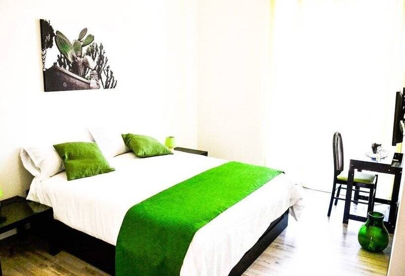 بنسيون Ficurinia Guest House