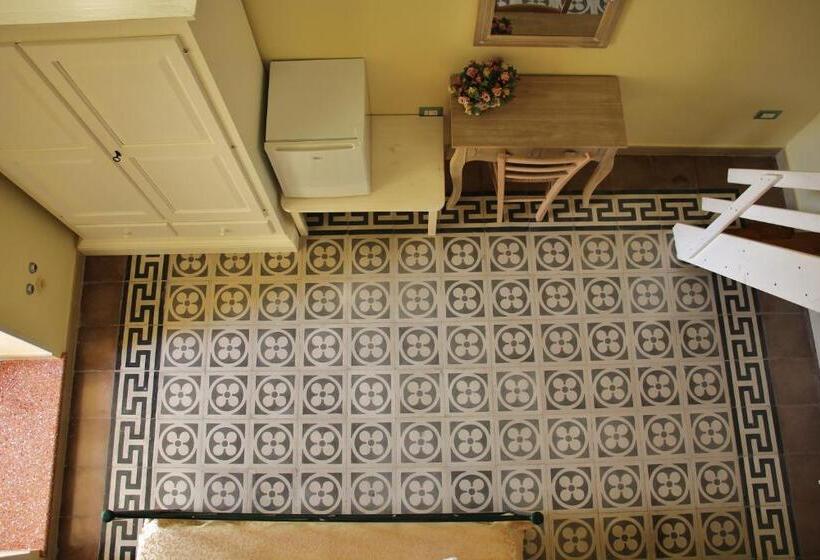 بنسيون La Stella Di Keplero