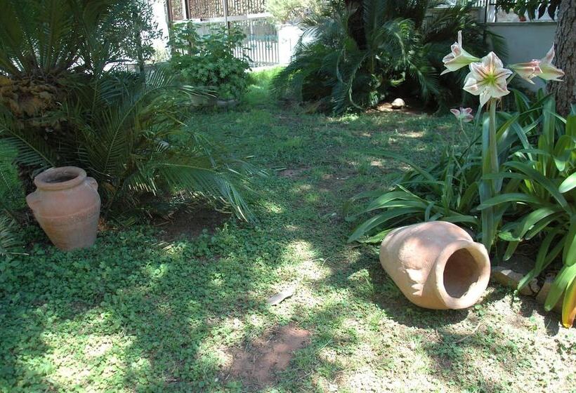 پانسیون Le Anfore